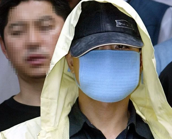  난 라면 먹었는데 범죄자들은 사골에 소고기 들어간 국이라구요...? 서울구치소 초호화(?) 식단표 공개!