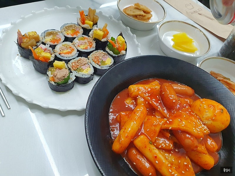 김밥엔떡볶이 이미지