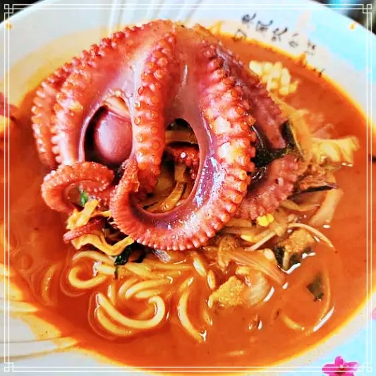  생방송투데이 대구 이천동 소문의 맛집 현짬뽕 코너: 문어짬뽕과 해물짬뽕전골, 통문어해물전골짬뽕로 맛보는 12월21일
