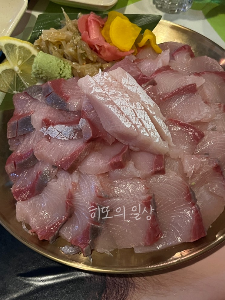  신선한 해산물을 즐길 수 있는 ‘쌍촌동 술집 오자미’