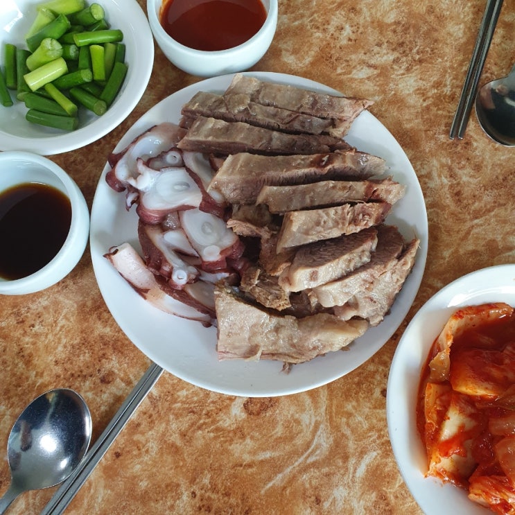  혜화 대학로 맛집 칼국수&수육 명륜손칼국수