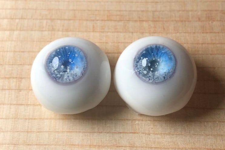 굿스마 라보 - 구체관절 인형 눈꽃 레진 안구 만들기