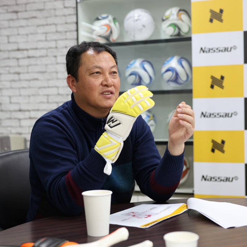 이운재와 함께 만들어가는 골키퍼 GK 장갑 이운재 에디션 !