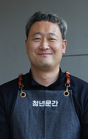 유한양행 조욱제 사장 이문수 신부 참꼬막찜 3천원 김치찌개 어디 식객 허영만의 백반기행 촬영지 유한양행 조욱제 사장 이문수 신부 참꼬막찜 3천원 김치찌개 어디 식객 허영만의 백반기행 촬영지