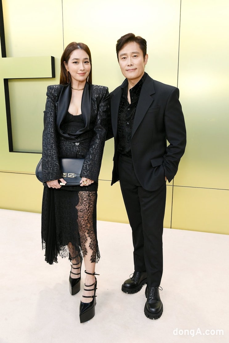 <b>이병헌</b><b>이민정</b>, 21일 둘째 <b>득녀</b> "산모·아이 모두 건강"(공식)