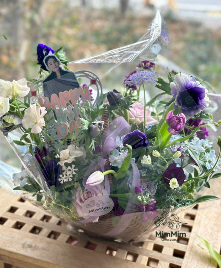  성수 꽃집 밈밈 연예인 꽃바구니 서울꽃배달 건대 생일서포트 졸업전시회 축하꽃