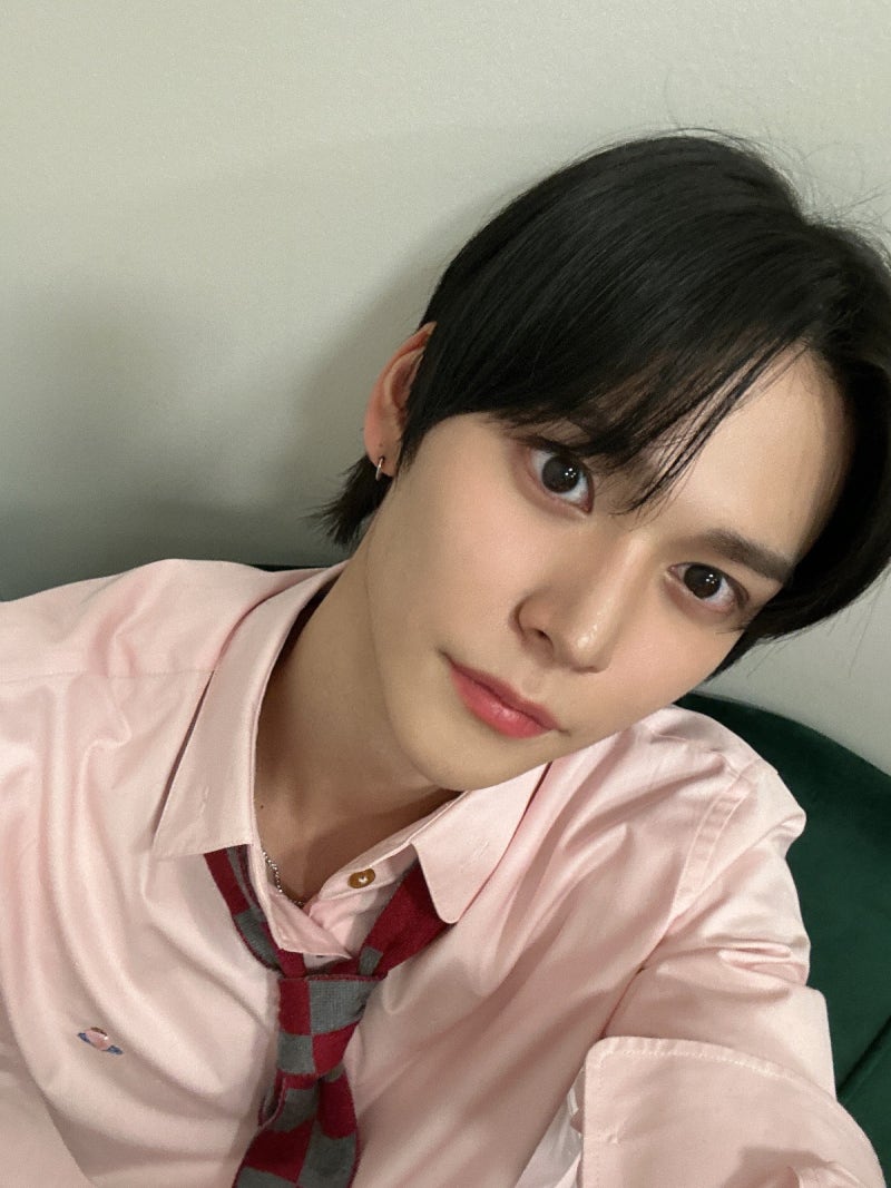 RIIZE Eunseok: Selfies, Boyfriend Material Photos, and Wallpapers