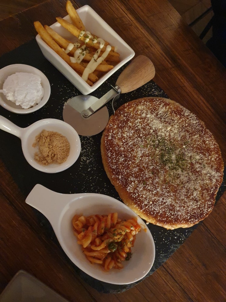  이수역 맥주 호맥에서 호떡과 치킨