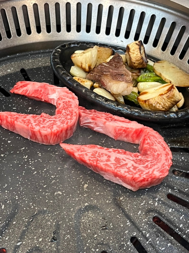  천안 쌍용동 맛집 회식하기 좋은 꽃등심 새우살 맛집 한우명가 구이박사