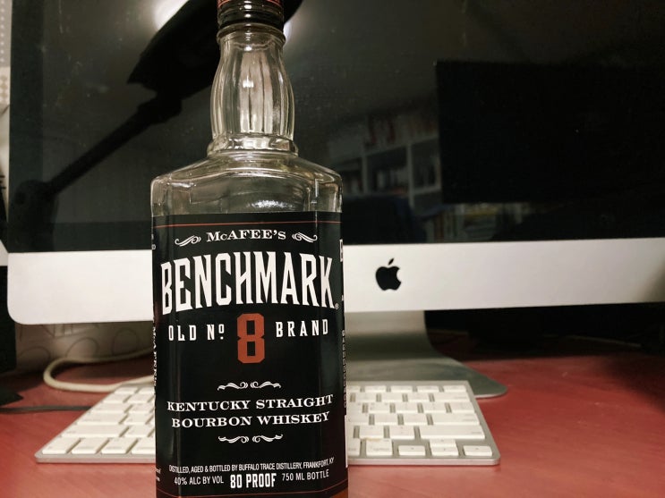  벤치마크 올드 넘버8  저렴한 위린이 버번위스키  Benchmark Old No.8 가성비?