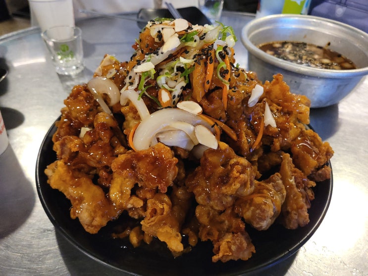  아주대 삼거리 맛집 겸 술집 셰프의포차 엄청난탕수육 양과 맛 굿