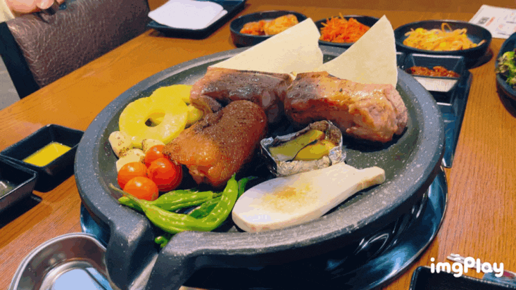  원주 복숭아와 토토미를 첨가한 초벌구이 삼겹살, 목살, 오리훈제를 먹을 수 있는 정성 가득한 돼지바베큐집! 원주 술집! "피치바베큐"