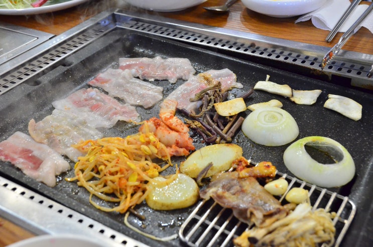  거제 포로수용소 근처 삼겹살 맛집, 삼도식당의 특별한 프라이빗한 대패삼겹살 식당 추천