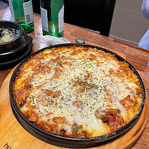제주 시민회관 근처에 위치한 최애 치킨 맛집 “남문숯불바베큐치킨 본점”