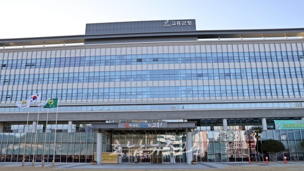  공영민 고흥군정 30억 원대 ‘남양 우도 인도교’ 제작(물품) 특허공법으로 꼼수.. 특정 업체 밀어준 듯(제1보)