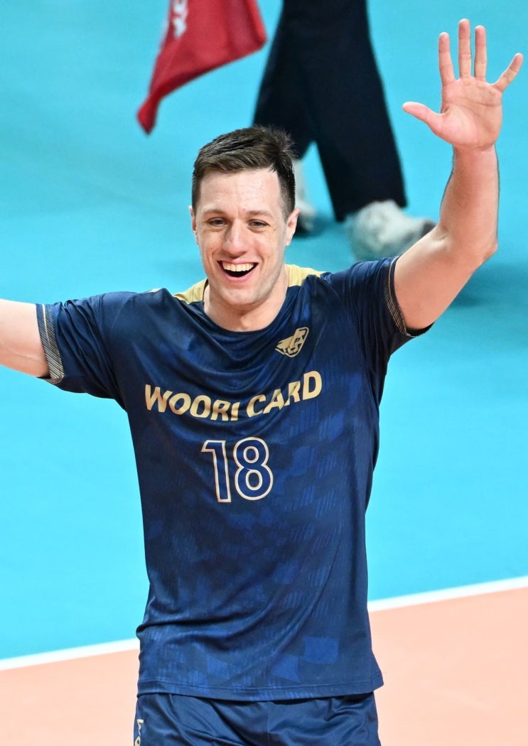3라운드 MVP <b>우리카드</b> <b>마테이</b>, IBK기업은행 <b>아베크롬비</b> 선정