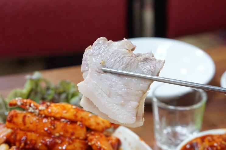  종로3가 맛집 "장군굴보쌈" 담백하고 부드러운 굴보쌈, 종로3가점심맛집 추천