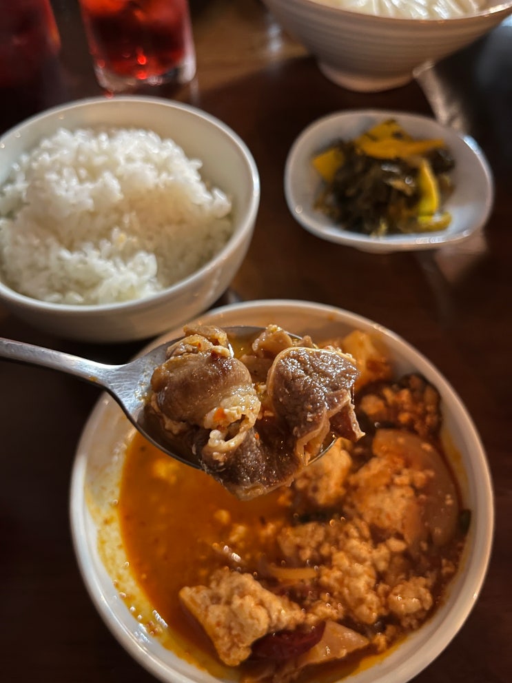  연남동술집 밤말 홍대 연남동 꽃게탕 육사시미 맛집이라는데 강릉 현지 순두부찌개보다 맛있는 강릉식 짬뽕순두부 홍대맛집 밤말