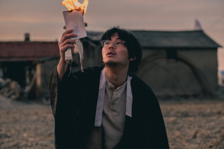 넷플릭스 <b>선산</b> 출연진 등장인물 몇부작 <b>연상호</b> 웹툰 드라마 정보