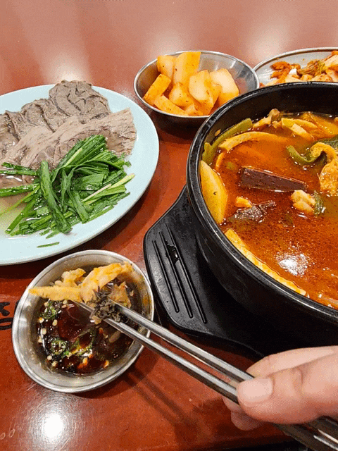  신분당강남역 해장국 맛집 : ) 추운날 뜨끈뜨끈 맛나게 점심해결.