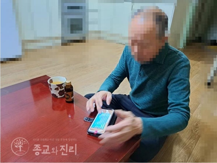 ‘신천지’ 대구집회 전 수천만원 대출... 어린남매 두고 사라진 엄마  다 갚아준대도, 자식·남편 버려도 ‘신천지’ 포기 못한다며 가출