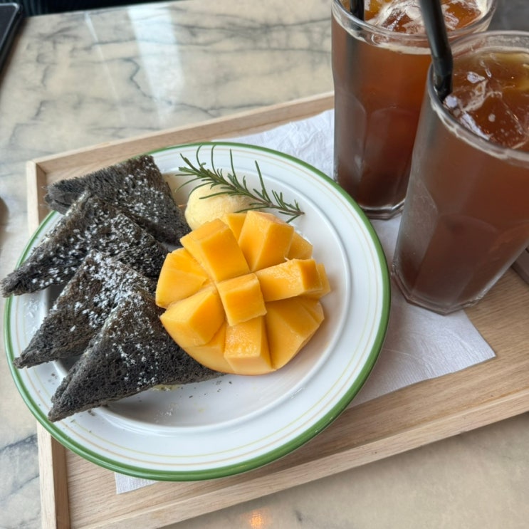  [제주 먹쿠슬낭] 망고디저트의 모든것! 한겨울에도 망고를 먹을수 있다고??? 어디야 어디? 응 먹쿠슬낭 카페~^^