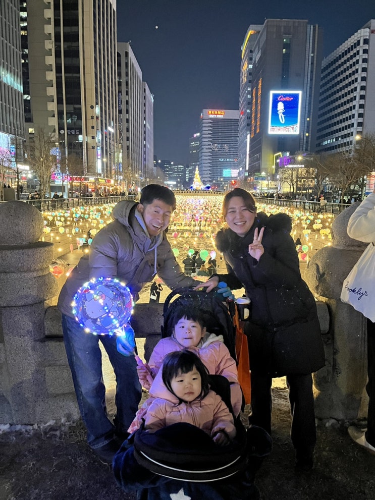  겨울방학 아이랑 갈만한 곳 시청역 광화문 청계천 빛초롱축제 따라 걸으세요