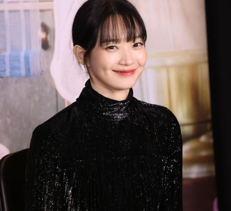 <b>신민아</b> 얼굴만큼이나 마음씨도 예쁜 <b>기부</b>천사 <b>신민아</b> 지금까지... 