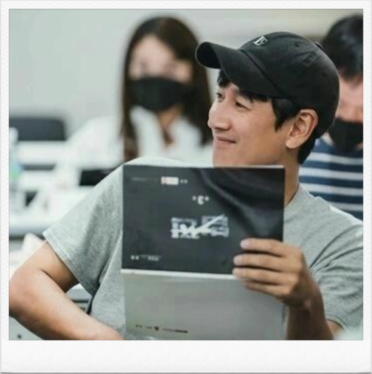  이선균 안타까운 사망 ft.영화 <잠>