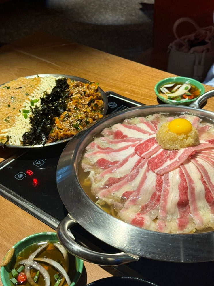  [건대 | 전포여관] 먹술단 덱스도 먹은 딸기 폭탄 막걸리