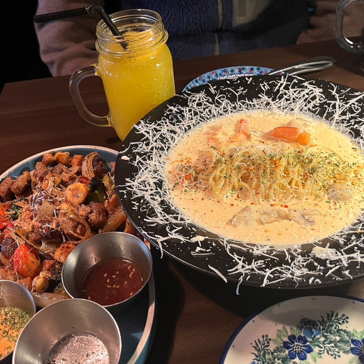  서울 이태원 분위기 좋은 데이트장소 추천 <이즈비> 투움바파스타 맛집