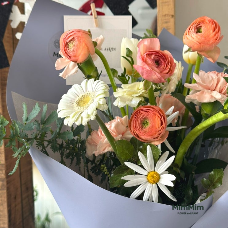 뚝섬역 꽃집 밈밈 러블리 생일꽃다발 생화배달 졸업전시회 한양대 건대