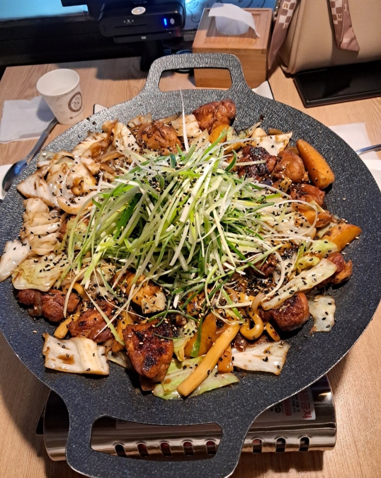 홍대 닭갈비 불맛나는 찜닭 위키드찜닭 홍대 맛집 추천