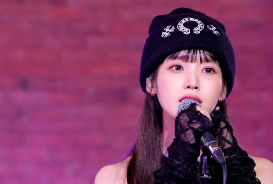<b>아이유</b> 비싼 티켓 값 미안 무한 <b>앙코르</b> 콘서트 가격 관심