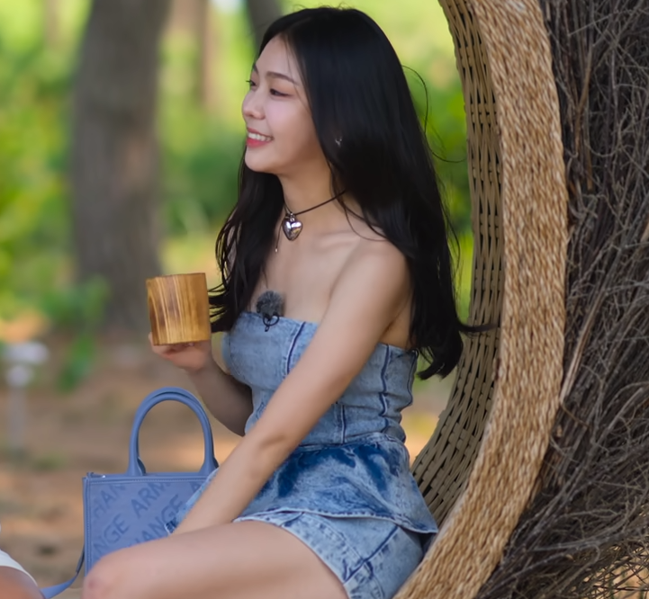  10만원대 데님 원피스 솔로지옥3 조민지 데님 원피스