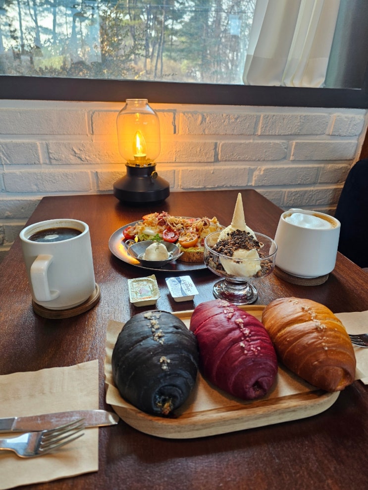  서삼릉 맛집 브런치 카페 '안녕 정원' 갓구운 소금빵 맛나요