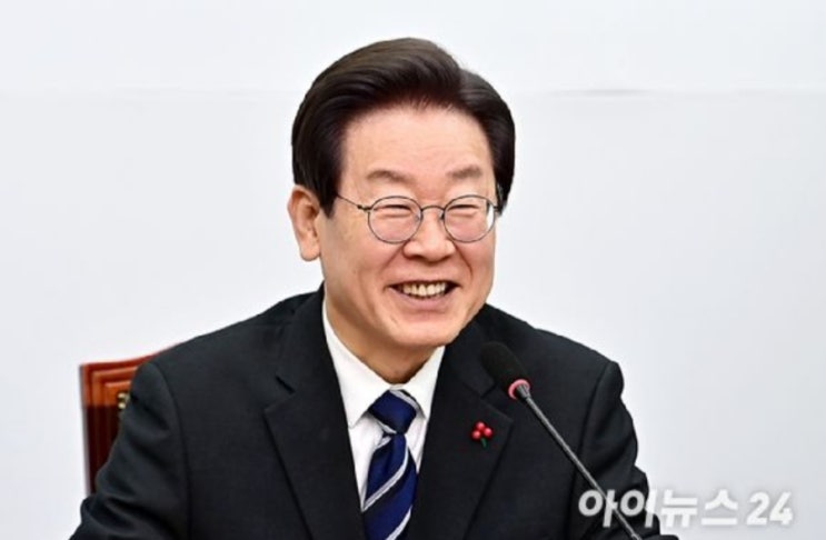 <실시간 핫이슈> 이재명, 한동훈에 훈수 "여당이 야당 감시·견제하는 게 아니다" <실시간 핫이슈> 이재명, 한동훈에 훈수 "여당이 야당 감시·견제하는 게 아니다"