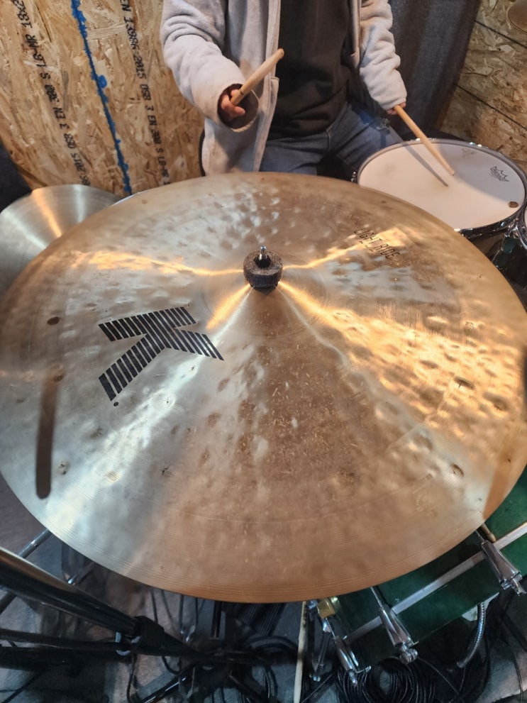  질젼 K 라이트 라이드 24" (Zildjian K Light Ride 24Inch) / 모델명 : #K0834