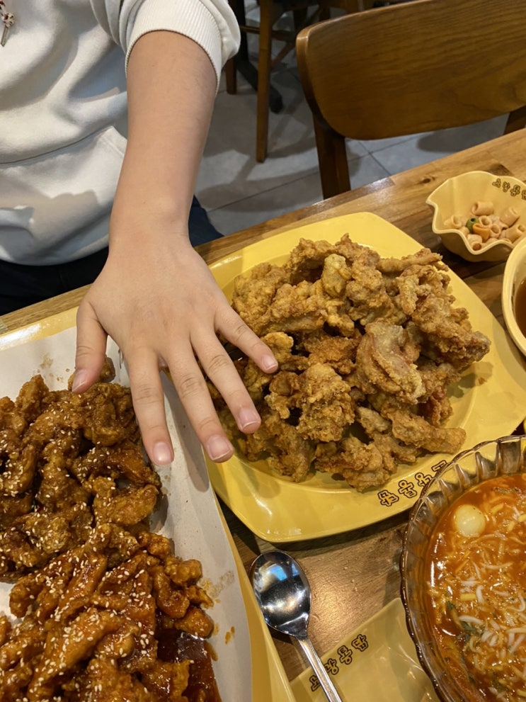  동백 호수공원 맛집 ‘노랑통닭’ 용인동백점 / 단체모임하기 좋은 치킨집