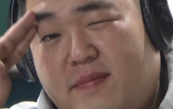  겨우 다시 노트북 앞에 앉은 콩이 근황
