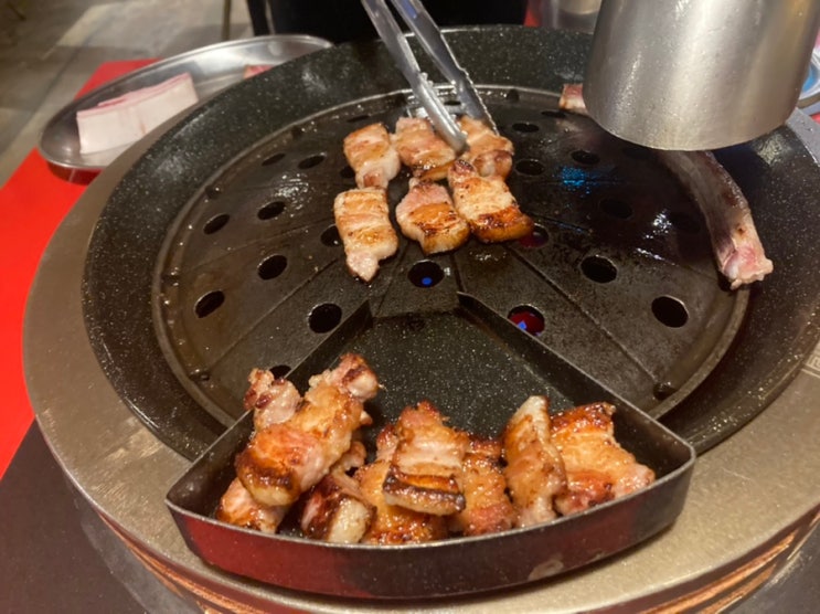  신사역 맛집 줄서는 식당 출연 고기집 신사약방(숙성고기, 메뉴판)