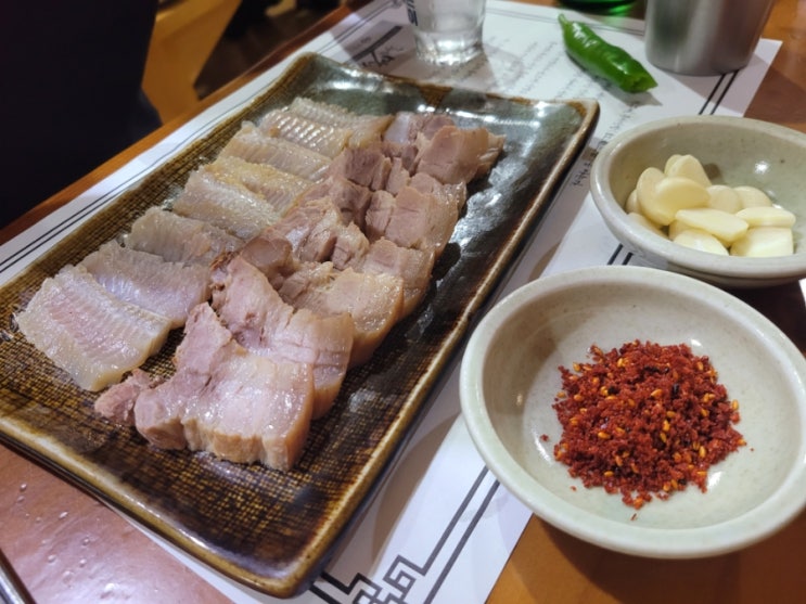  [한옥산에산에] 비오는날엔 명태전에 소주 그리고 홍어삼합(?)