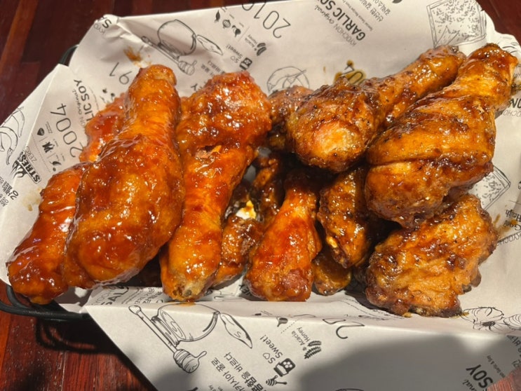  매콤달콤 교촌치킨 레블반반콤보후기