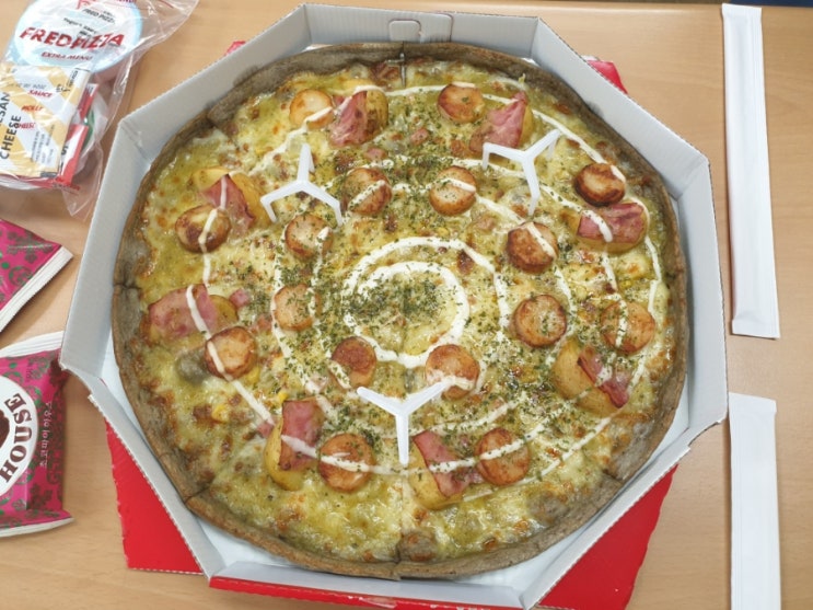 프레드 피자(FRED PIZZA) 솔직후기 _ 바질버터관자피자, 쉬림플렉스피자, 갈릭스테이크피자 프레드 피자(FRED PIZZA) 솔직후기 _ 바질버터관자피자, 쉬림플렉스피자, 갈릭스테이크피자
