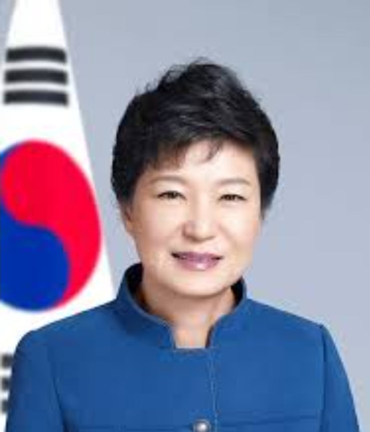 <b>박근혜</b> <b>대통령</b>의 임기는 법 그대로 살아 있다.