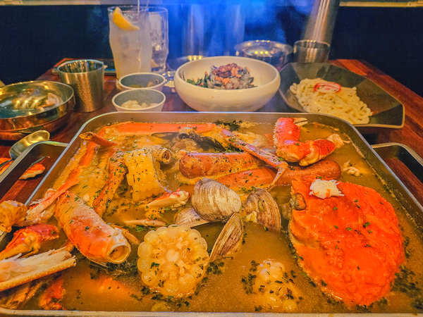  송도 타임스페이스 맛집 - 더매드 송도 대게 보일링 (미국식 해물탕)! 데이트코스로도 추천! (feat. 킹크랩, 대게, 랍스터)