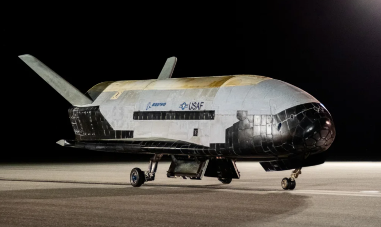  미국의 비밀우주선(X-37B) 발사의 의미