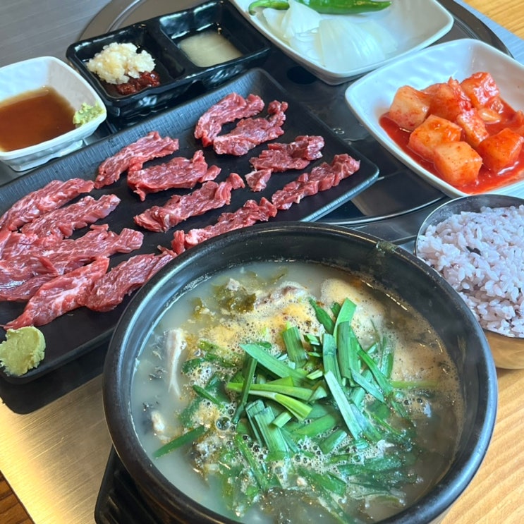 인계동 해장국 맛집 인계해장 육사시미 내장탕 점심혼밥