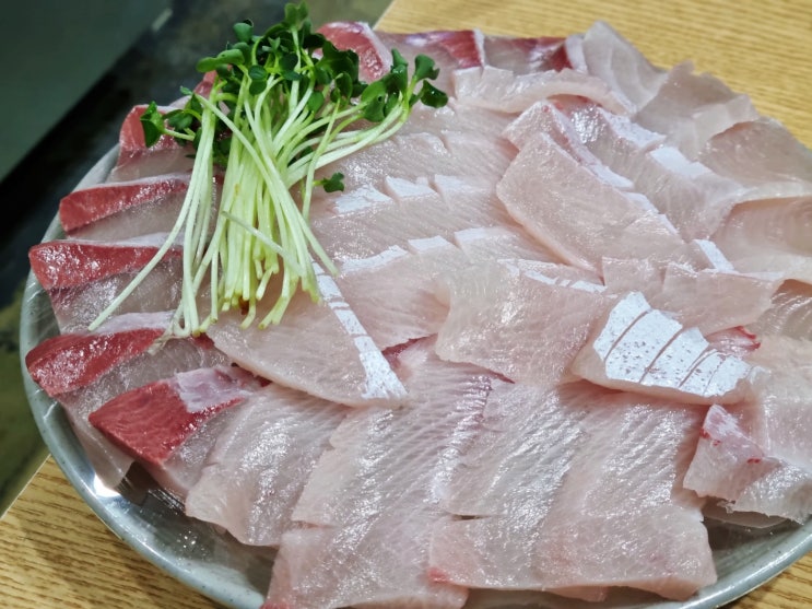  서울 신림 맛집 어사출또 방어 광어 매운탕 후기