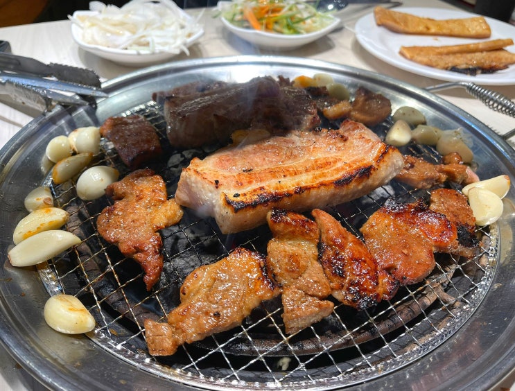  가족외식 추천 명륜진사갈비 리뉴얼 부산수영점